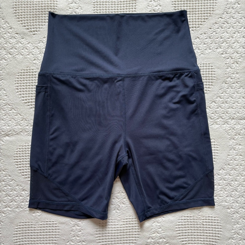 $5 or 3/$10 Maacie Maternity Biker Shorts Size Medium
